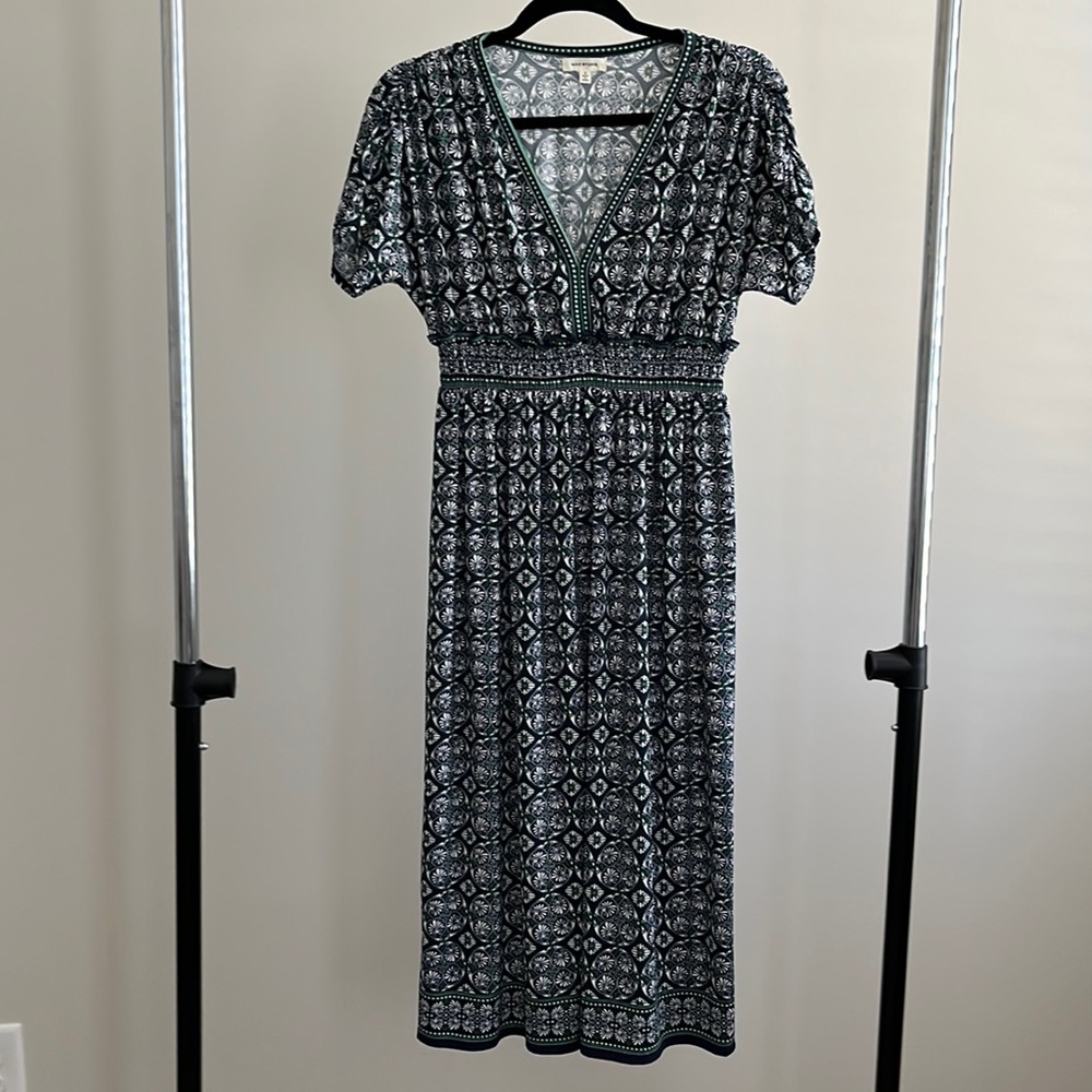 Max Studio V-Neck Smocked Waist Midi Dress Size S